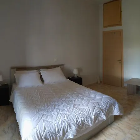 Апартаменты Geomar House 2 Sky And View